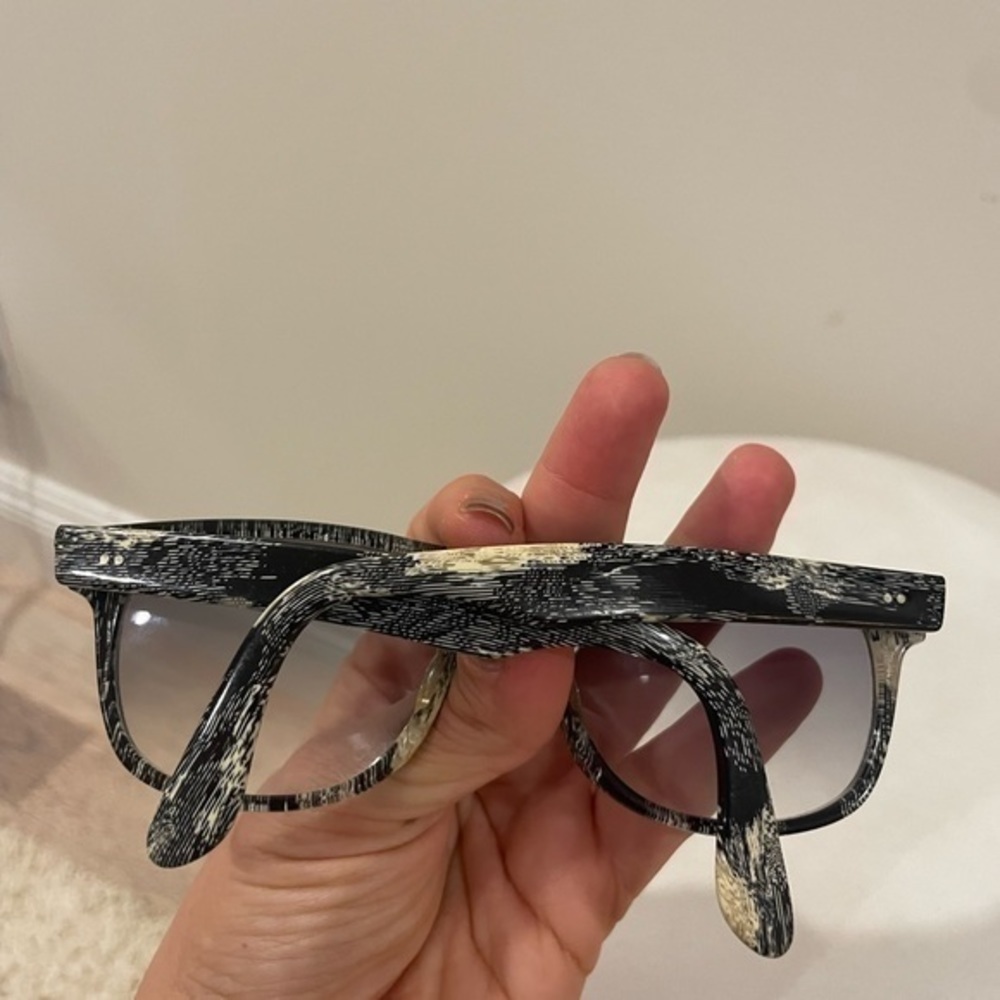 Sunglasses - Picture 7 of 7